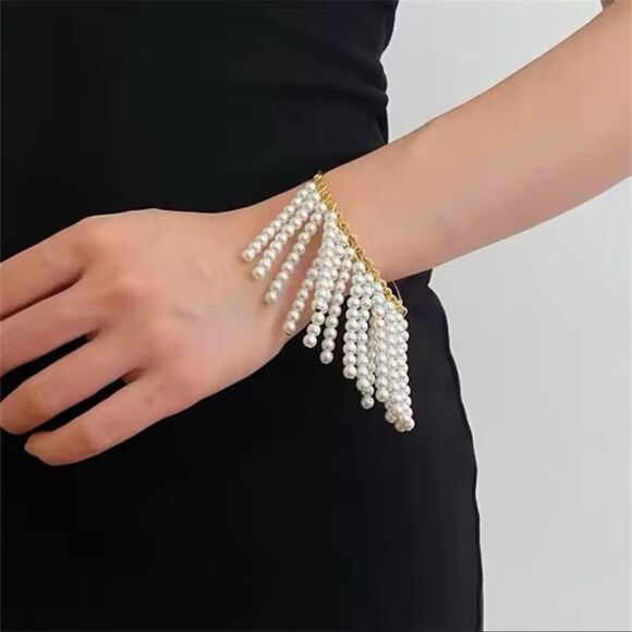 Gold & Pearl Fringe Bracelet – Glamorous and Unique - Picture 3 of 9